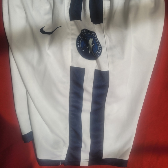 MN TIMBERWOLVES shorts - Picture 2 of 2